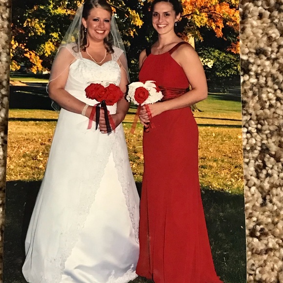 David’s Bridal Gown 8 - Picture 8 of 8